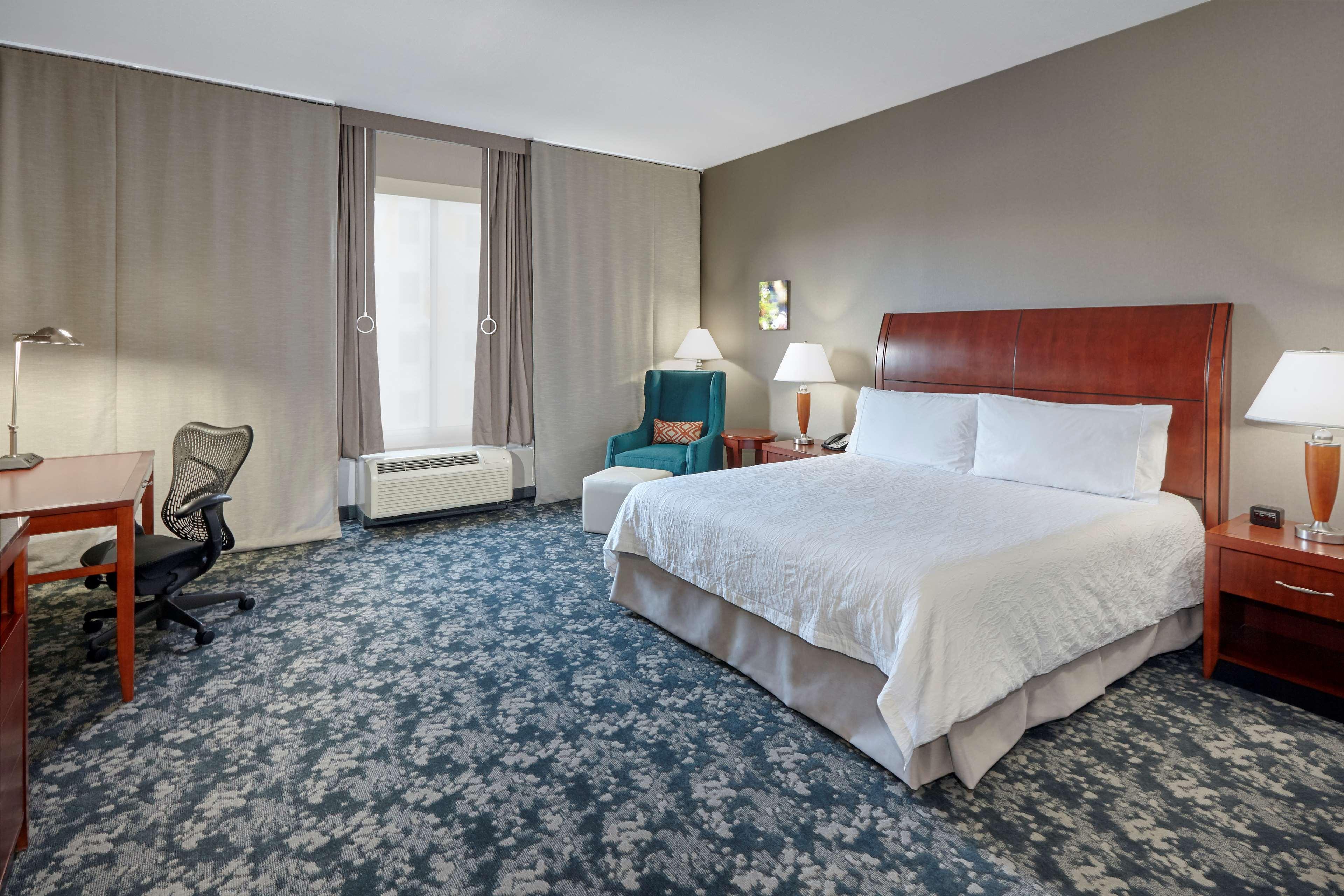 Hilton Garden Inn Lake Forest Mettawa Exterior foto